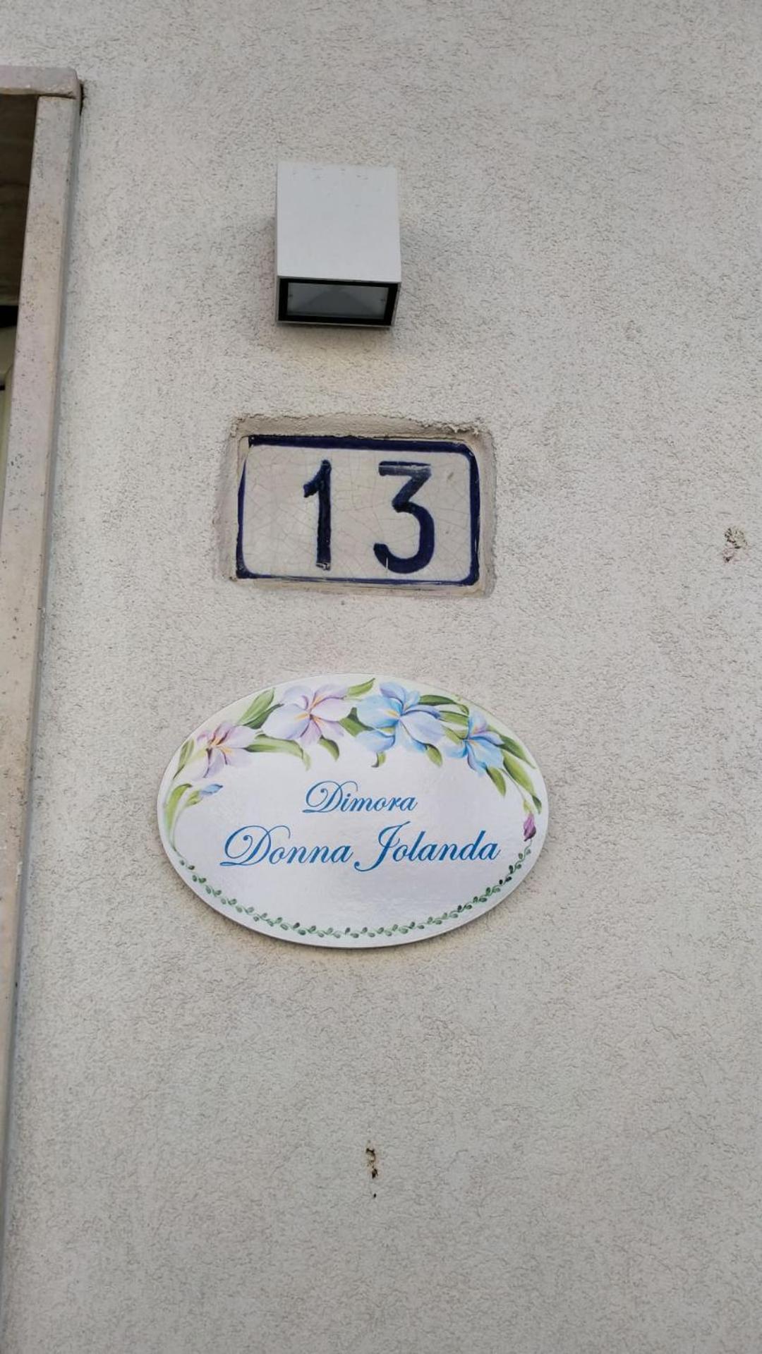 شقة Dimora Donna Iolanda ليفيرانو المظهر الخارجي الصورة